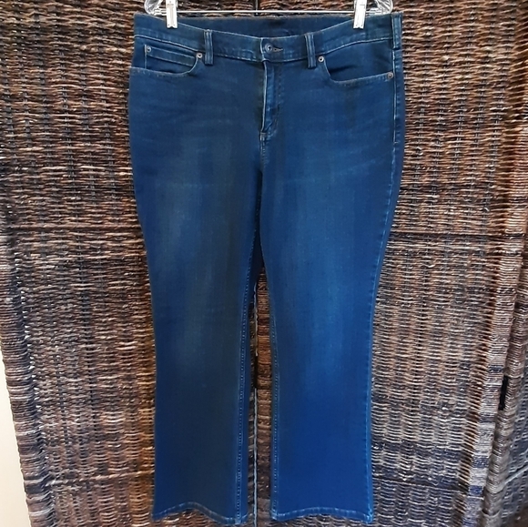 Duluth Trading Co Women's 14 x 29 DuluthFlex Daily Denim Bootcut Jeans Plus Blue - Picture 1 of 7